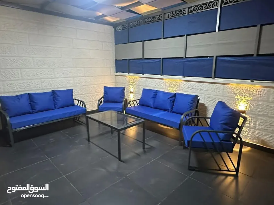 اطقم مودرن للحدائق حديد و راتان ومراجيح ثلاثية و عش البلبل وطاولات سفرة من الحديد الصلب