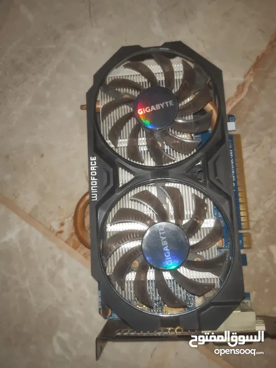 باور سبلاي 500W SMARTFOX بحالة جيدة للبيع او للبدل على باور يكون فيه مفذ 8 بن ودفع فرقية