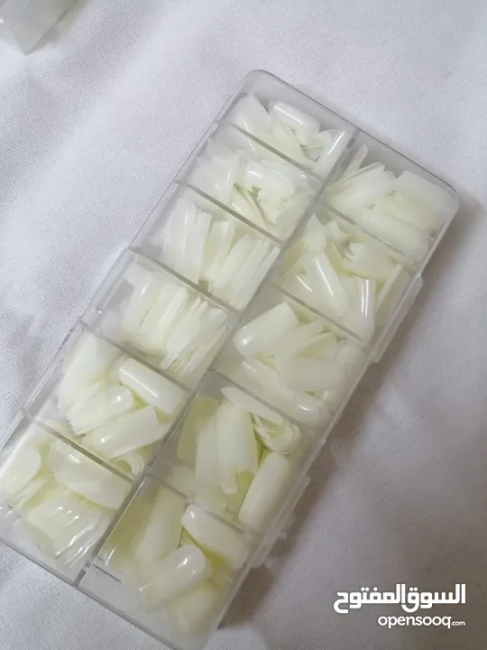 عدة عناية بالأظافر