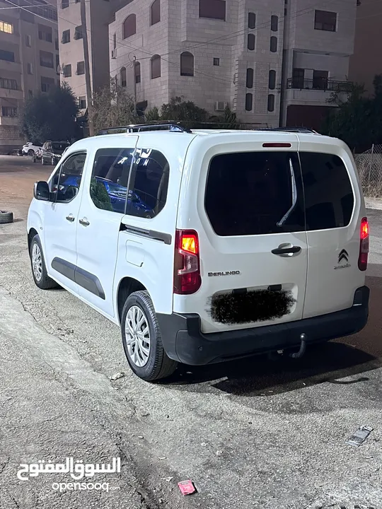 سيتروين برلنجو بحاله الوكاله بيع او بدل على كادي