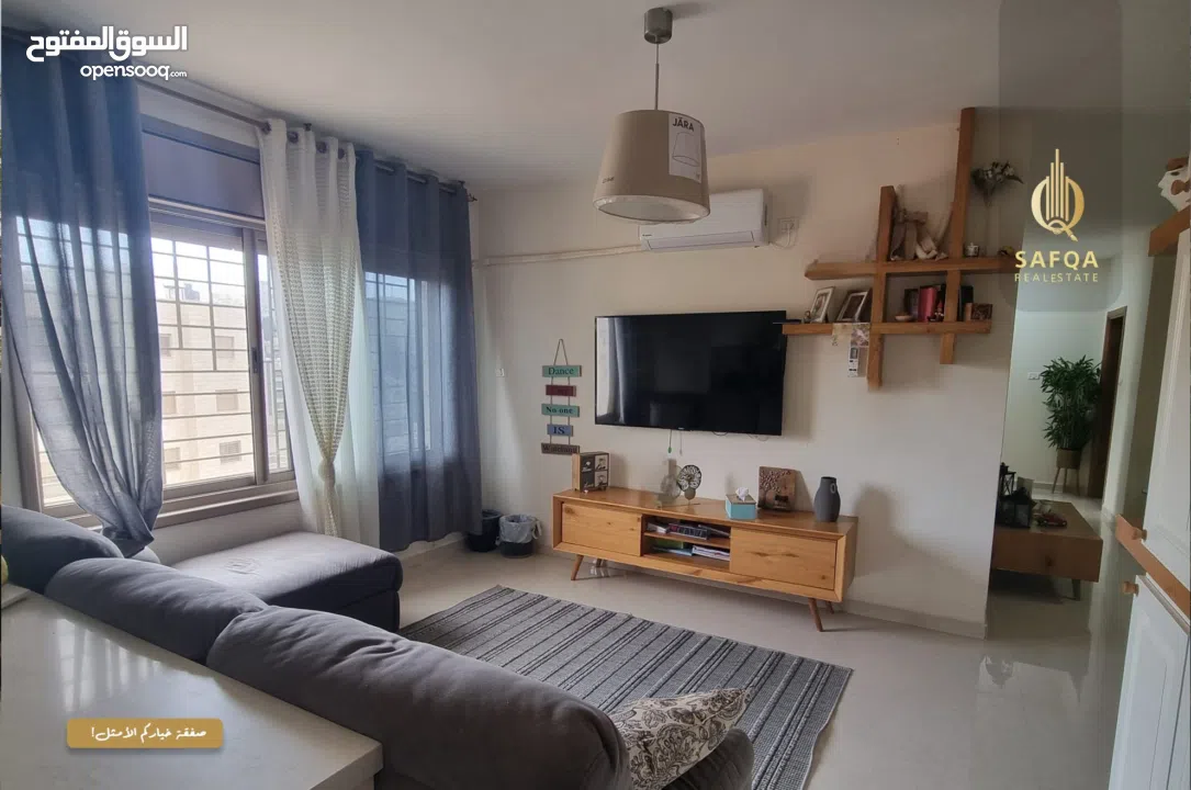 شقة للبيع بموقع مميز قريب لوسط البلد  مع اطلالة