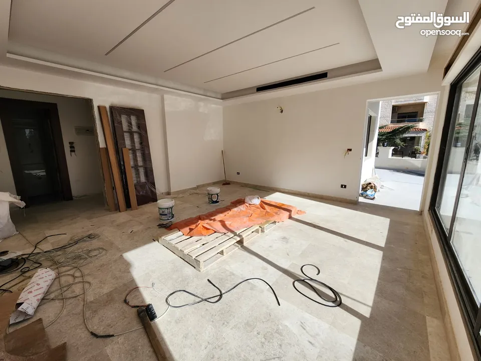 شقة للبيع في الصويفية ref : 14279