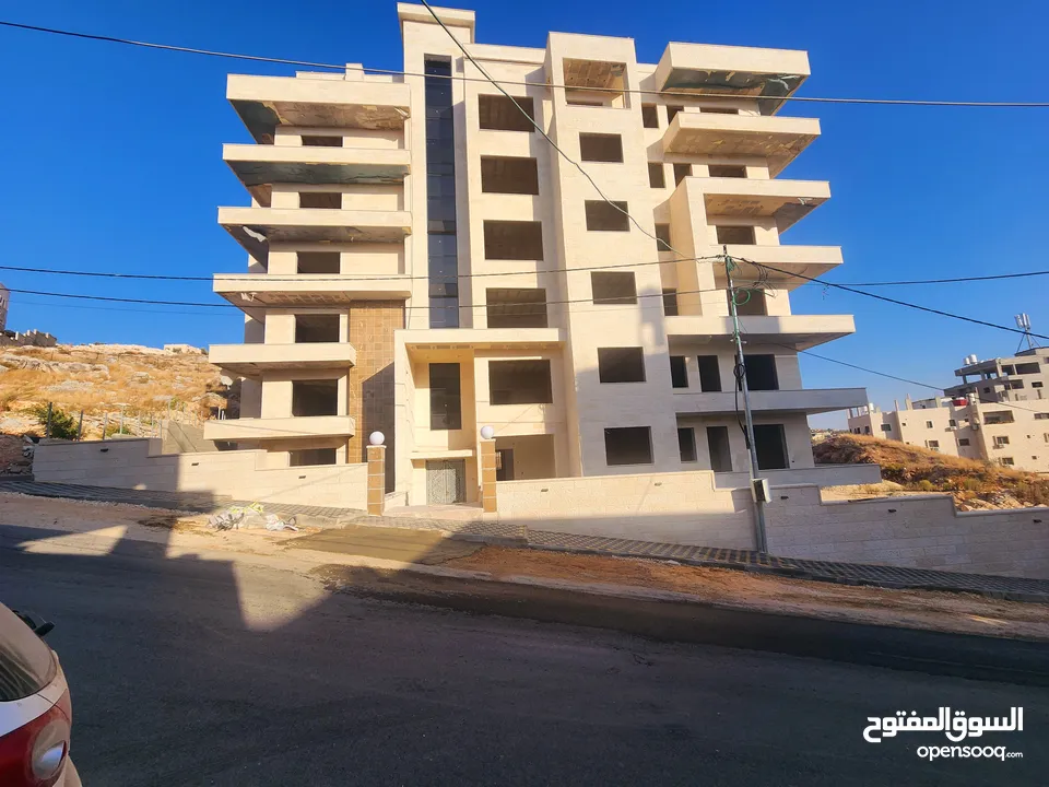 عمارة غزال ايليت شقق عظم للبيع طولكرم