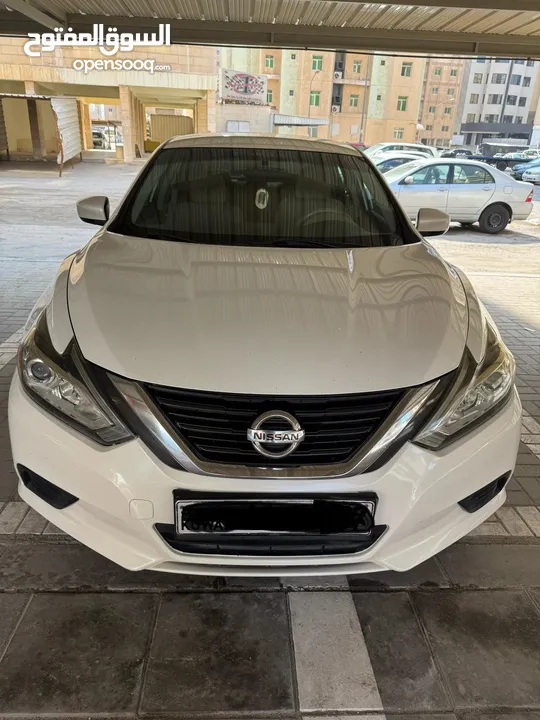 NISSAN ALTIMA 2017 WHITE COLOR