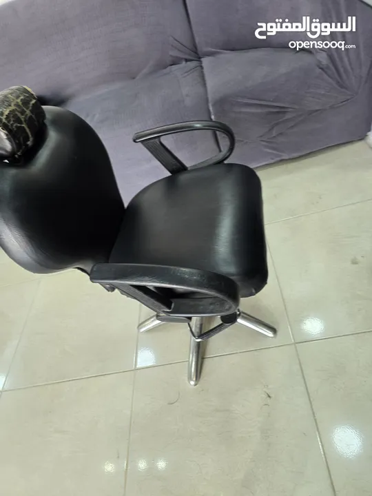 عده صالون مستعمله بحالة الوكاله للبيع