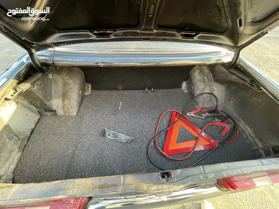 مرسيدس لف Mercedes-Benz E230 1984