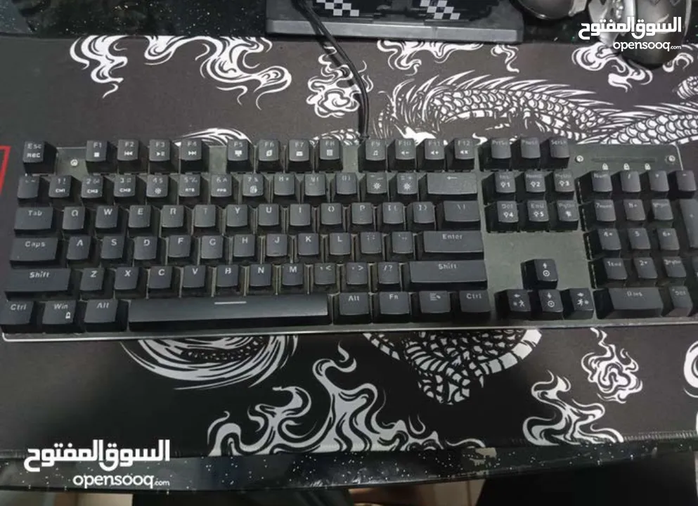 كيبورد مكنيكي بلو سويتش ولا شخطه بحاله الوكاله