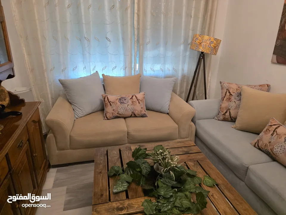 طقم كنب تفصيل لون فيروزي
