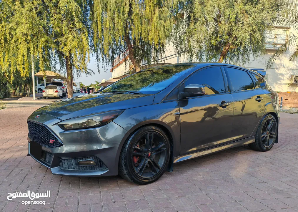 2016 FORD ST USA SPECS MANUAL GEAR SUNROOF KM 110K