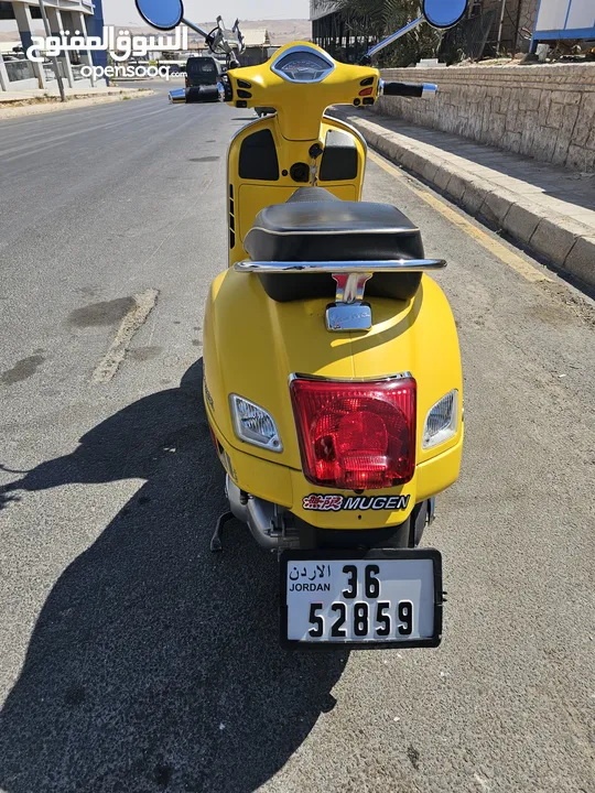 فيسبا GTS SUPER 2018 300cc  كفاله سنه بسعر مغري