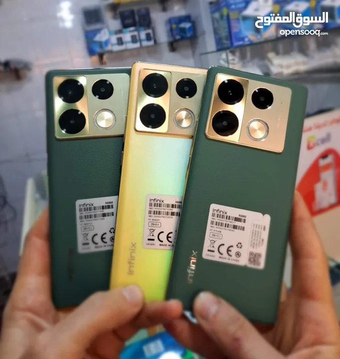 هدية بور بانك مستعمل اخو الجديد Not 40 pro رام 16 و 24 جيجا 256 أغراضة والكرتونه الأصلية متوفر توصيل