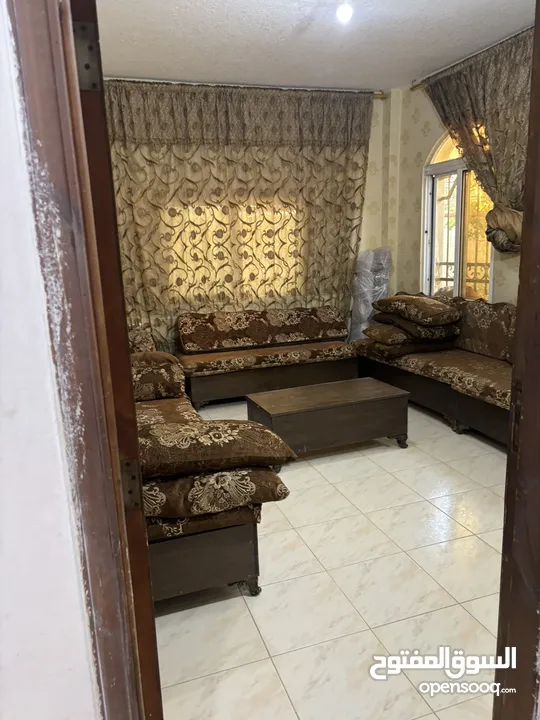 بيت عائله كبير للاجار الشهري
