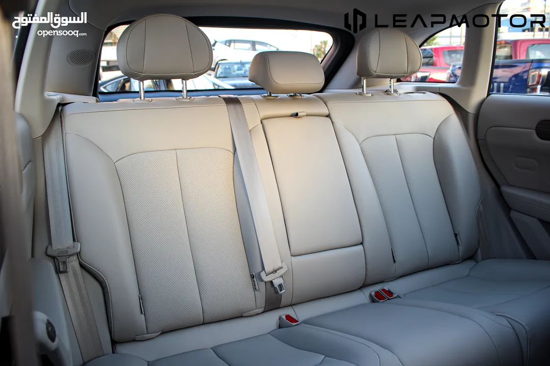 Leapmotor C11 2023  الكهربائية بالكامل بمدى 500 كلم