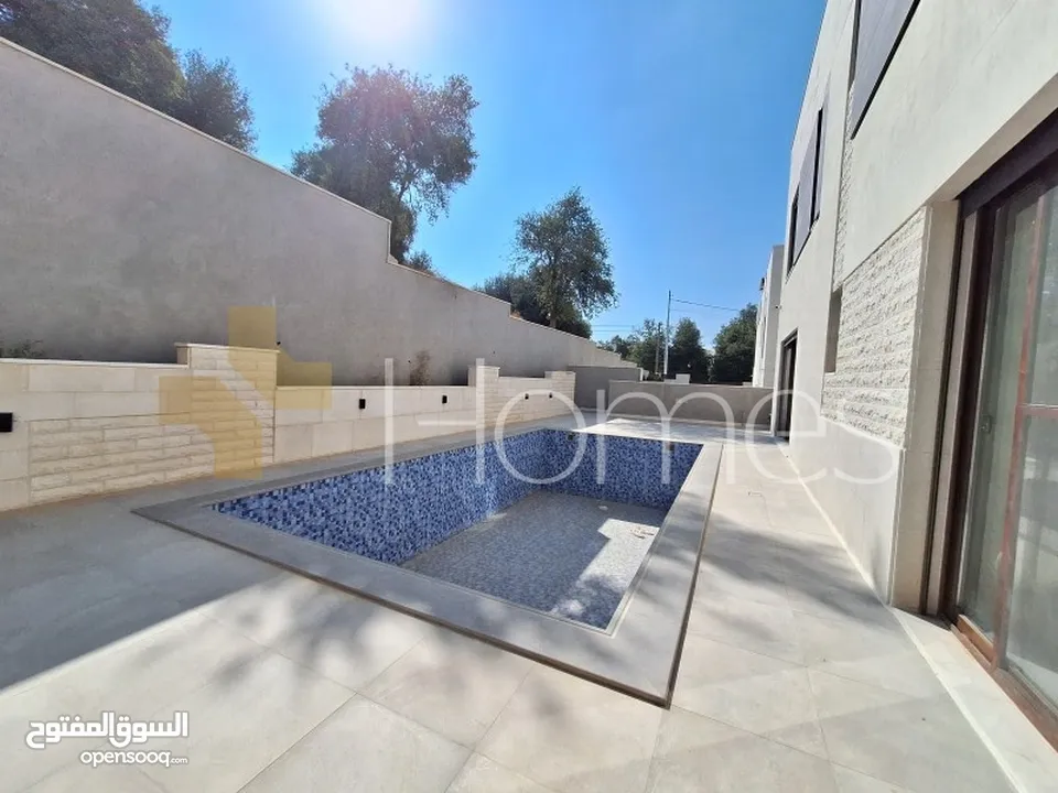 فيلا مستقلة مع مسبح للبيع في دابوق - الدير بمساحة بناء655م، ومساحة ارض 550م