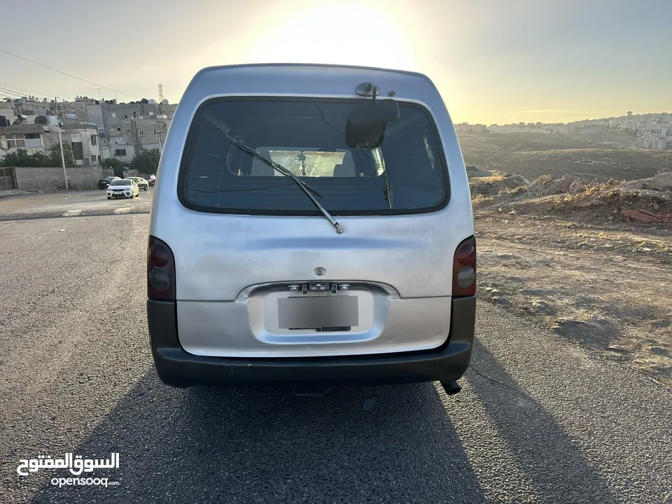 باص h100 نضيف استعمال بيت للبيع