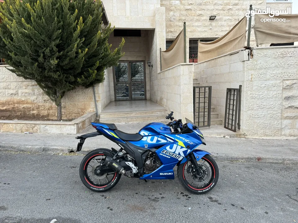 سوزوكي جكسر اس اف gixer sf250  Gixxersf250 Gixersf250