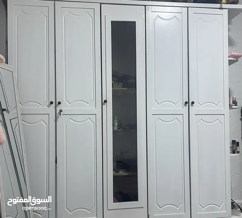 خزانة لامينت للبيع