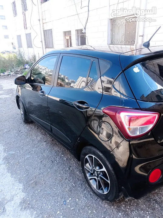 هونداي i10