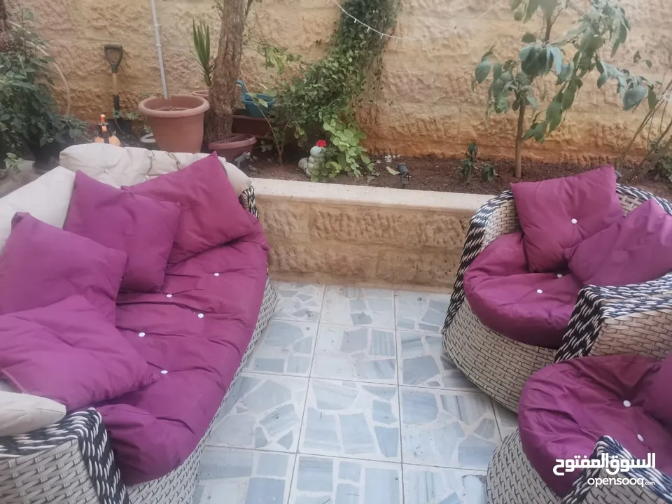 طقم راتان 5 مقاعد مستعمل بحالة الجديد