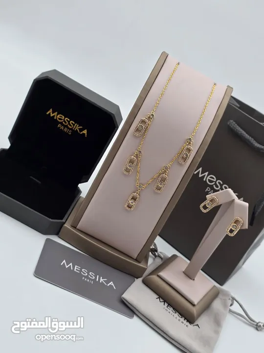 اكسسوار سلسال مع الحلق ماركات لويس فيتون وكارتير وديور وفالنتينو جميع الباراندات ماستر كوالتي