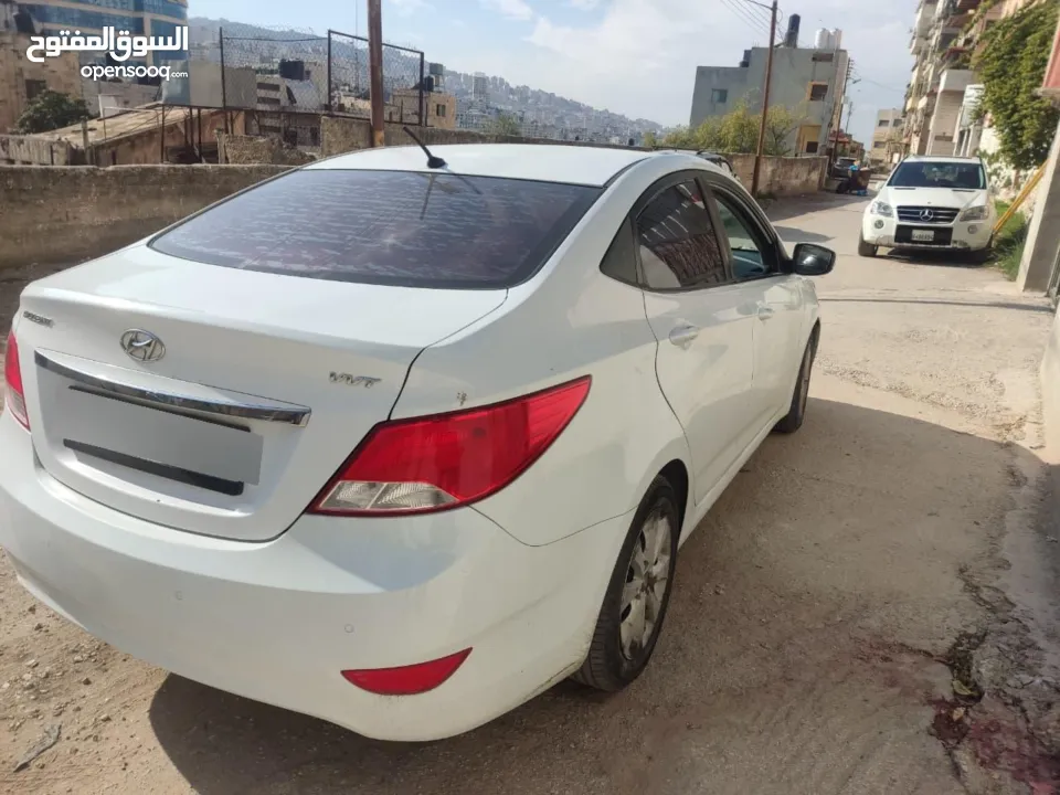 هيونداي اكسنت 2018 ممتازة بسعر مميز