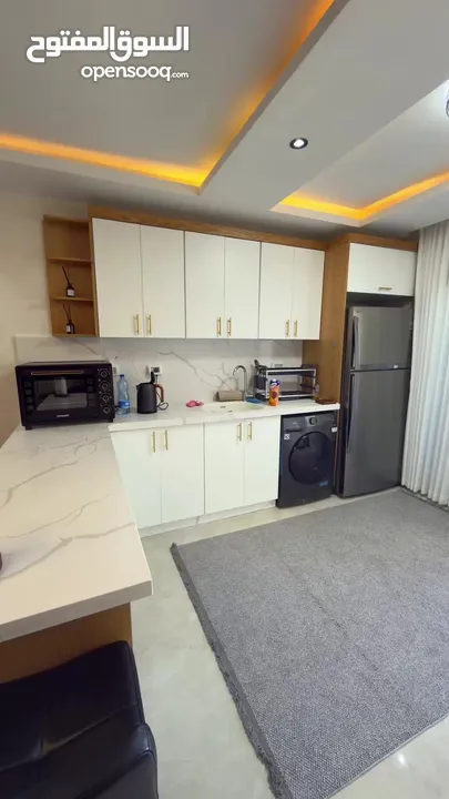 شقة ملوكية مفروشة للإيجار دقيقتين مشي للمنارة ووسط البلد