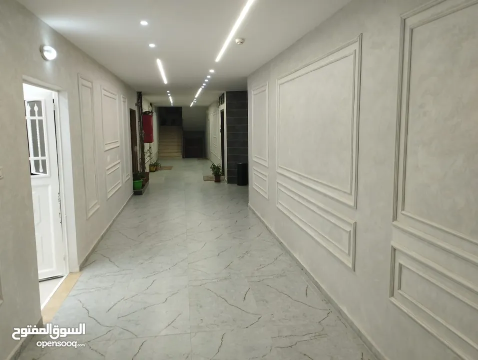 شقة للبيع في الخليل منطقة بئر المحجر