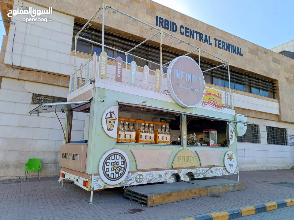 مطعم متنقل (FOOD TRUCK) مع كامل معداته للبيع