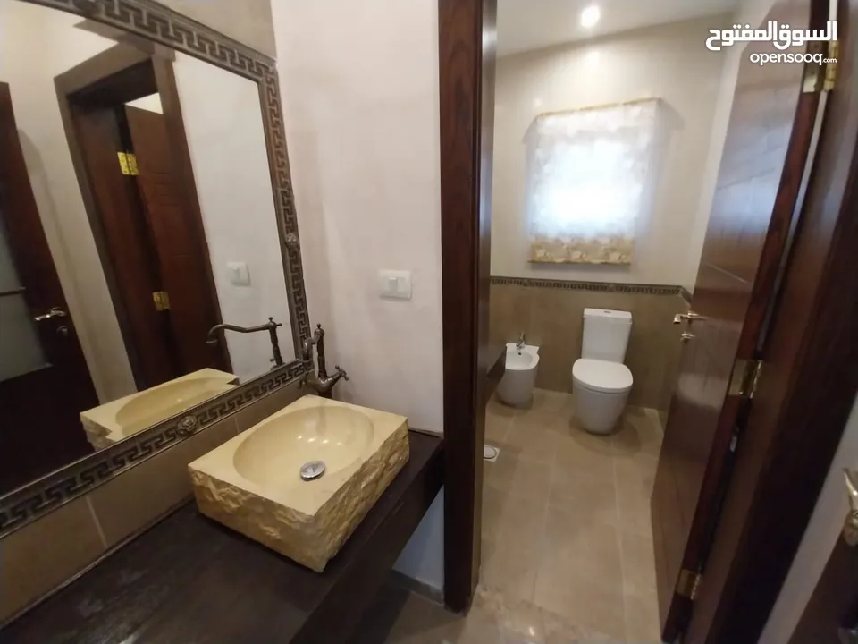 روف دوبليكس للأيجار ( جزء من فيلا ) ( Property 38746 )-175034672