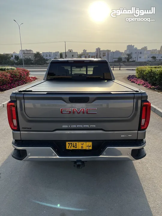 GMC Sierra K1500 SLT 2019 اعلى المواصفات