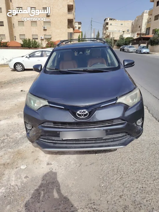تويوتا رافور 2018 XLE فحص 2 جيد مرفق