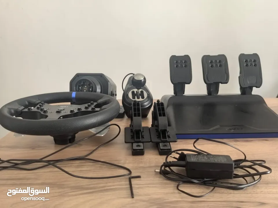 pxn v99 with force feedback only used 1  only fo 95 jds month