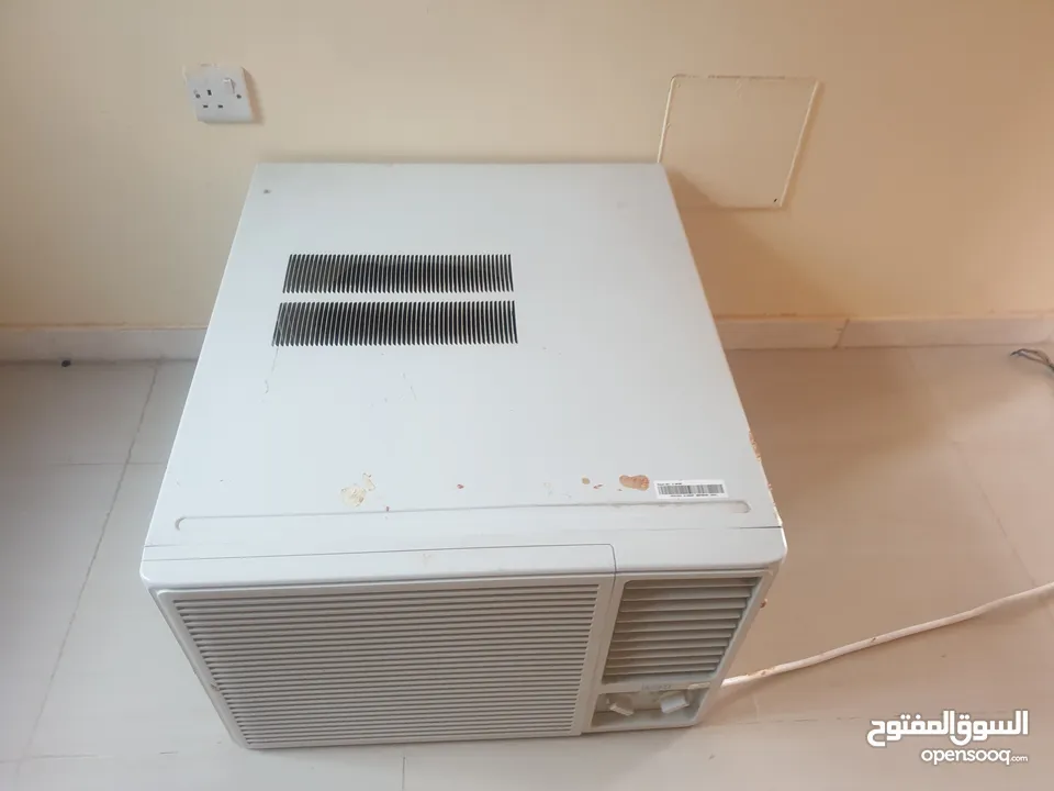 Room AIR CONDITIONER