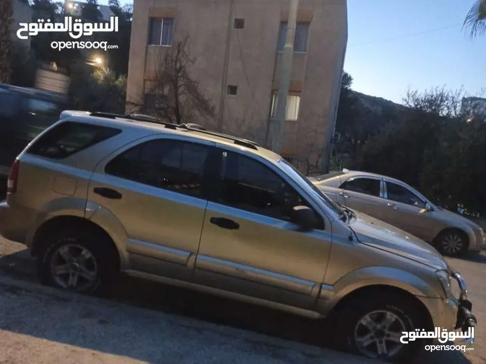 كيا سيرينتو جيب.بحالة ممتازة مش ناقصها شيء.كاش او اقساط