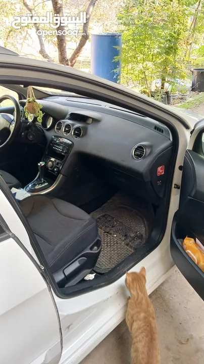 بيجو 308 ستيشن 6+1