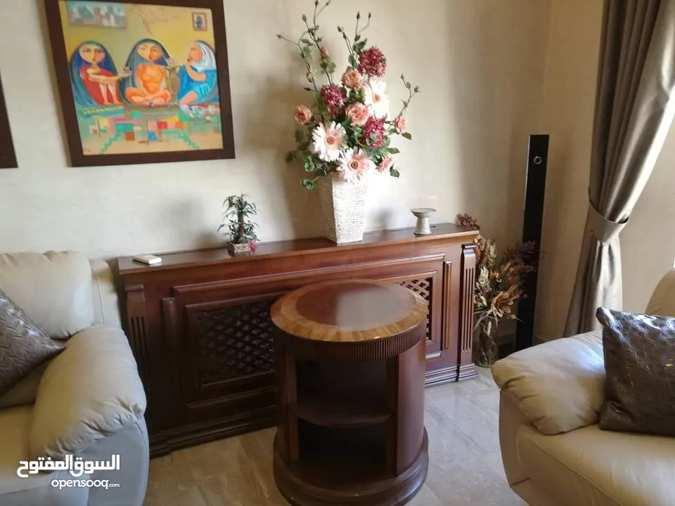 شقة مفروشة ديلوكس في موقع مميز  بالجبيهه