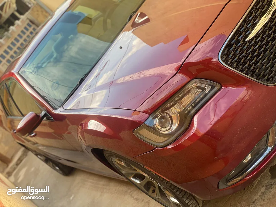 كرايسلر s300