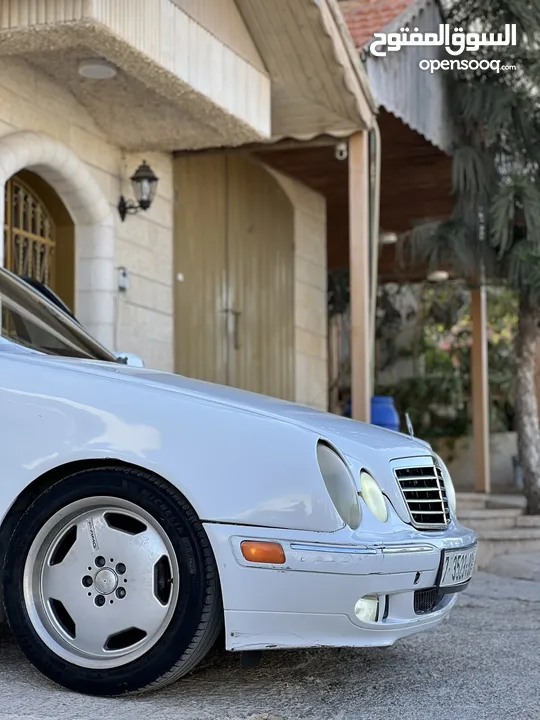 مرسيدس قرش ونص 2000 E270/220