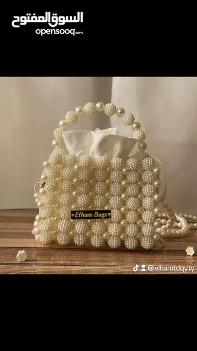 شناتي خرز معمولة يدويا من خرز الكرستال وخرز حبيبات التوت واللؤلؤ