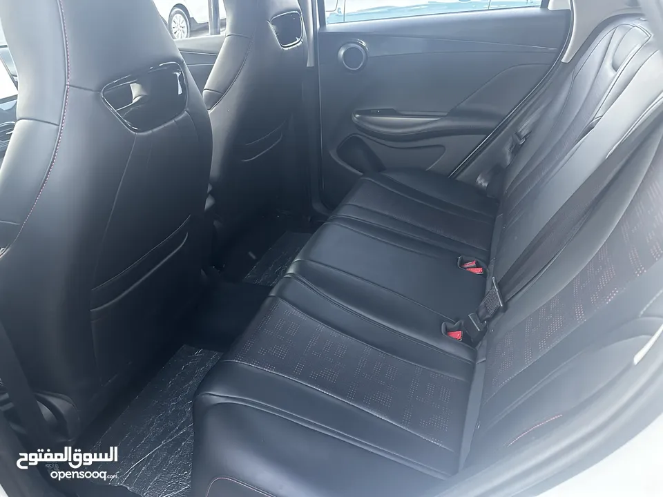 2023 BYD E2 LUXURY