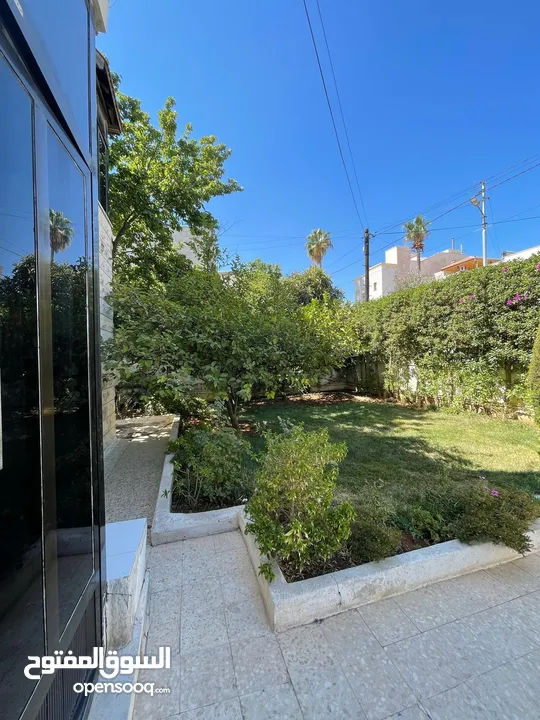 شبه فيلا للبيع في عبدون  ( Property ID : 41618 )