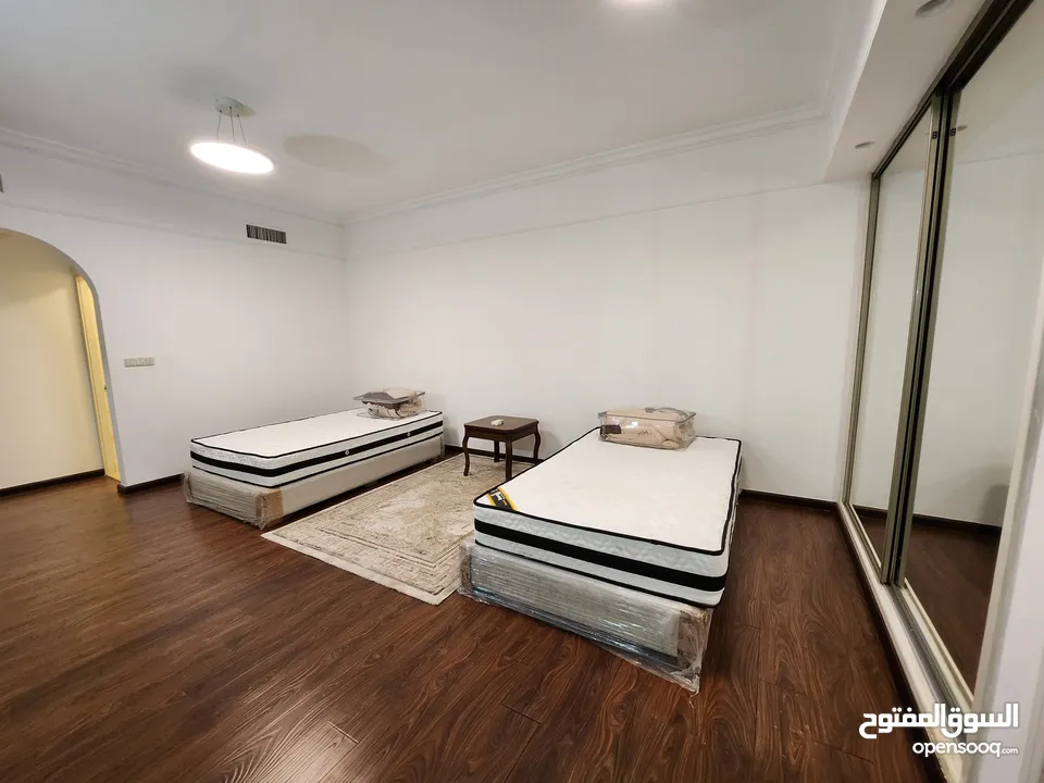 شقة شبة مفروشة للإيجار  ( Property 39542 )-175046910