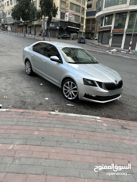 سكودا اوكتافيا ترخيص 2019