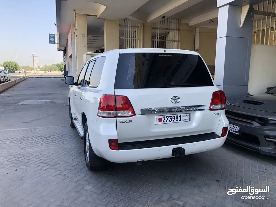 تويوتا لاندكروزر V8 GXR