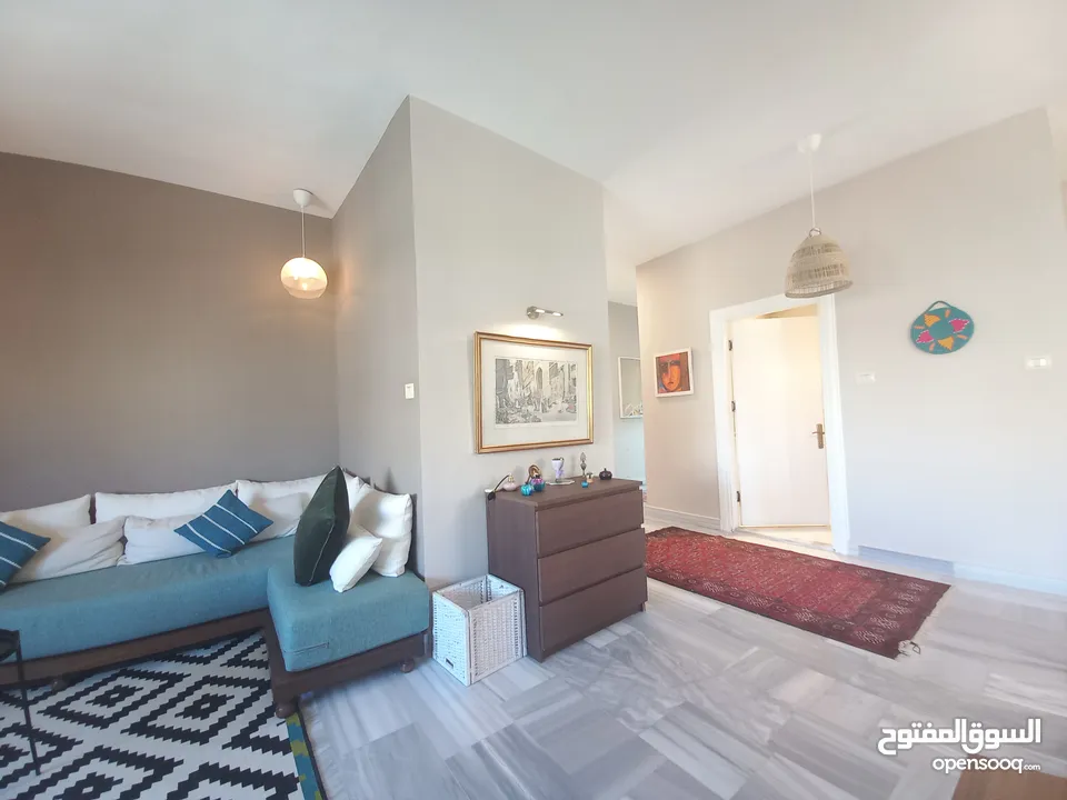 شقة مع روف مفروشة للايجار في الرابية  ( Property 34158 )-174867630
