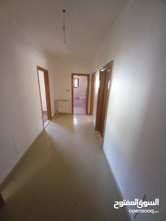 بيت مستقل طابقين شبه فيلا للبيع