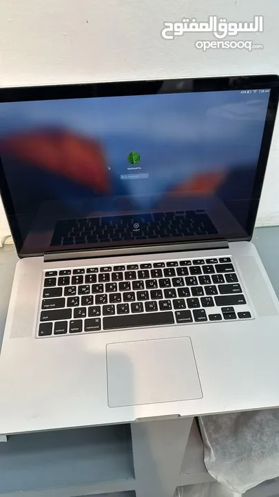 نضيف جدنMacBookPro 15 inch جهاز