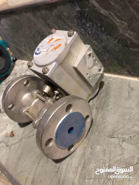 محابس تستخدم للمياه وللزيت كهربائية