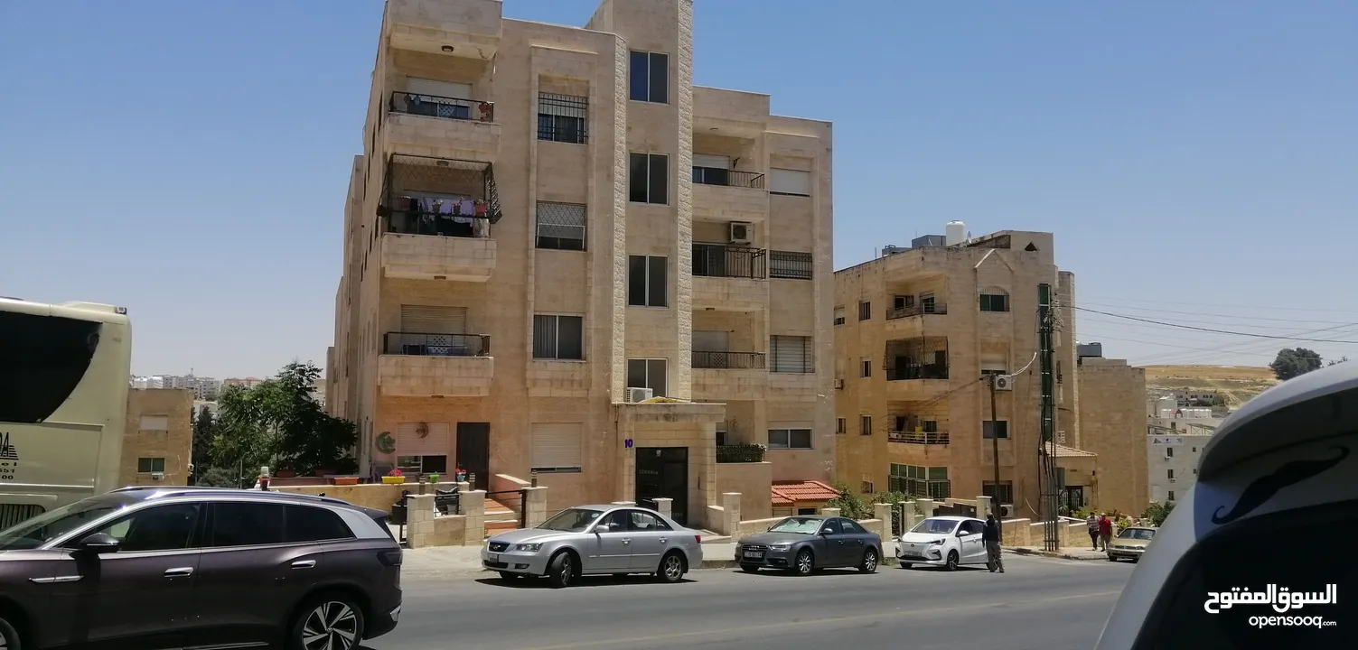 شقة فاخرة جديدة