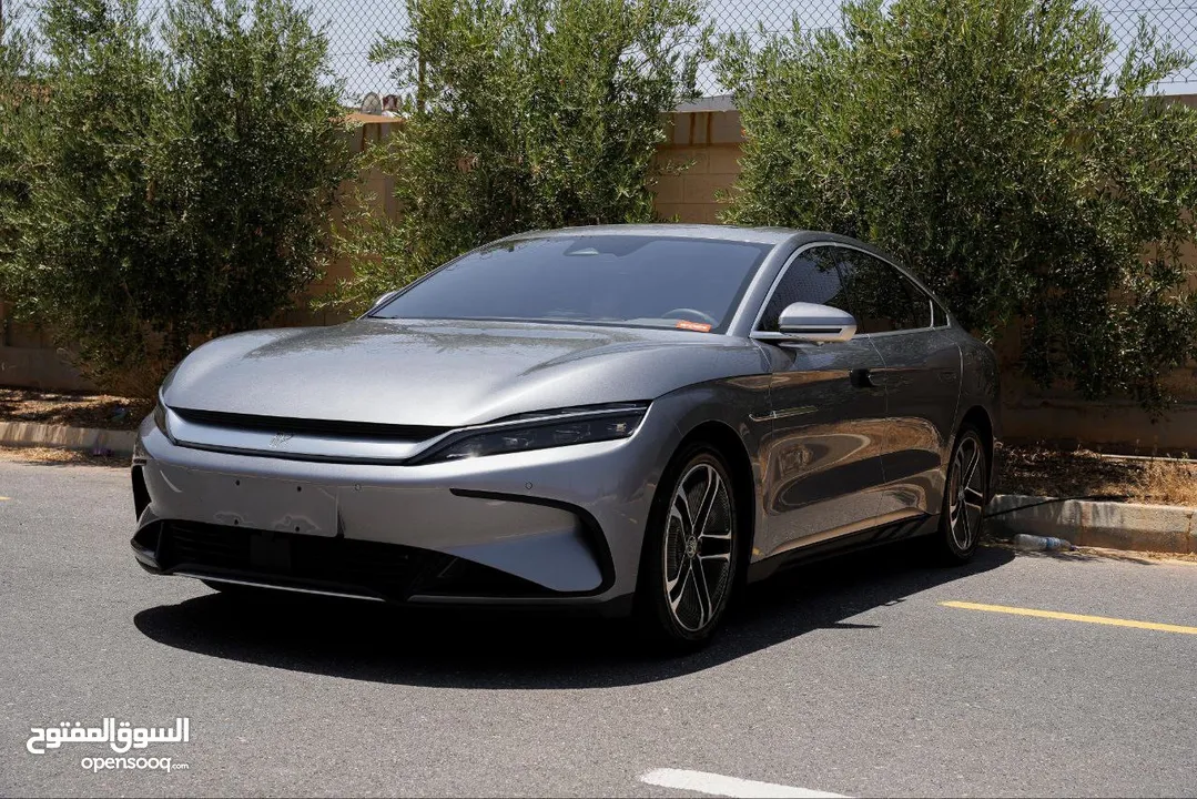 BYD Han 2023 605 KM عداد قليل 18 الف فقط